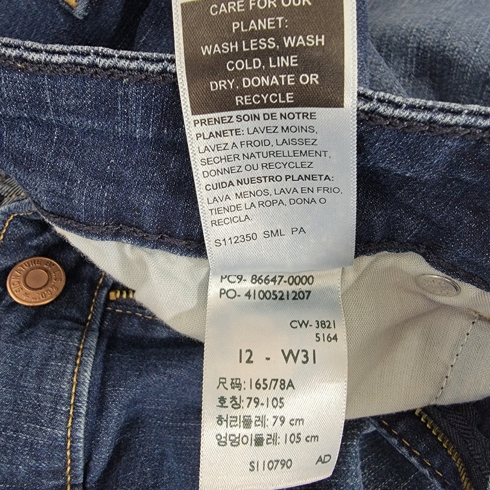 Levi's Levi Strauss Signature Mid Rise Cuffed Medium Wash Denim Shorts Size 12 - Picture 7 of 10